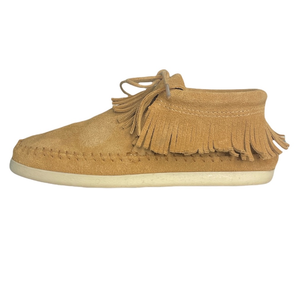 Minnetonka Tan Fringe Moccasins | Size 8